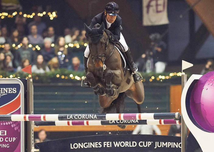 Colombia’s Carlos Lopez galloped to victory with Admara in the seventh leg of the Longines FEI World Cup™ Jumping 2016/2017 Western European League at La Coruña in Spain. (Hervé Bonnaud/FEI)