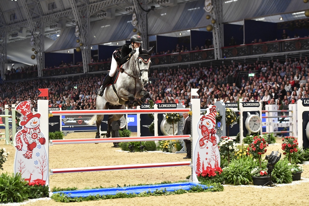 The Longines FEI World Cup. 3rd Nicola Philippaerts riding H&M Harley v. Bisschop BEL
